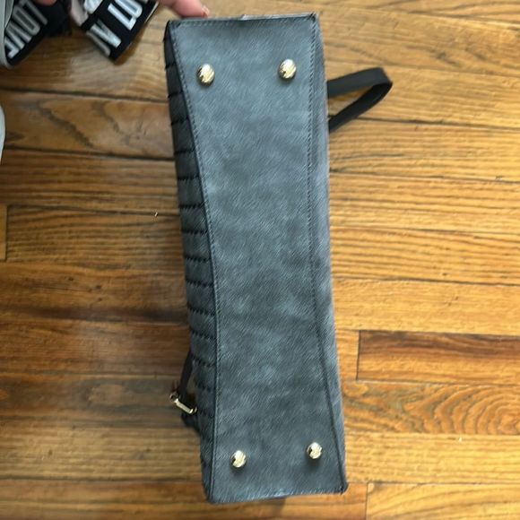 Uddini Gray Clutch/Crossbody bag - Picture 4 of 7